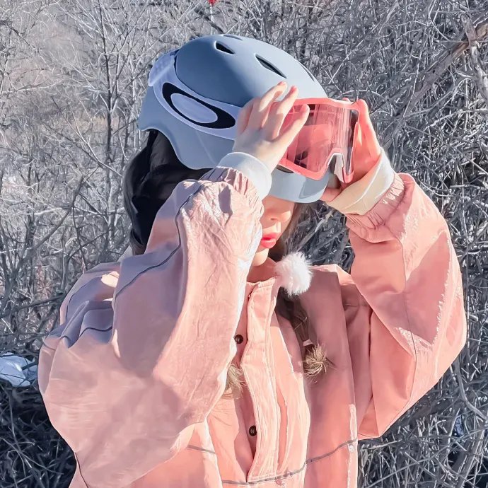 背叛本小姐你算踢到钢板了